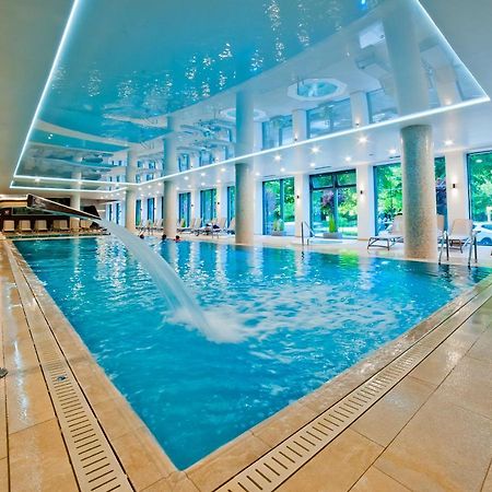 Porty B103 Nadmorskie Tarasy Pool Sauna Parking 코워브제크 외부 사진