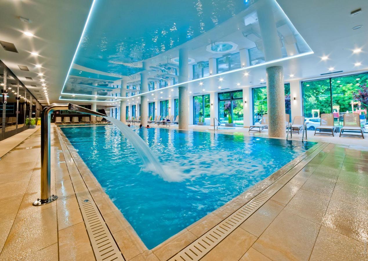 Porty B103 Nadmorskie Tarasy Pool Sauna Parking 코워브제크 외부 사진