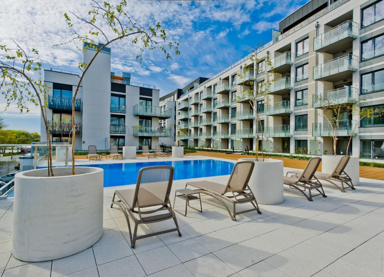Porty B103 Nadmorskie Tarasy Pool Sauna Parking 코워브제크 외부 사진