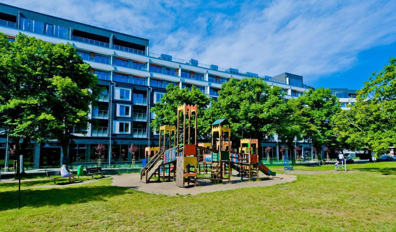 Porty B103 Nadmorskie Tarasy Pool Sauna Parking 코워브제크 외부 사진